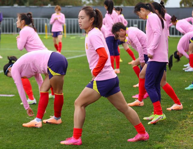 米兰体育-中国女足备战赛前，整体状态良好