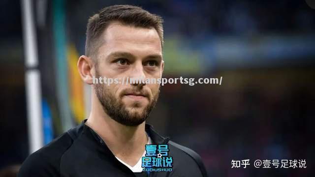 都灵球队备战新赛季，力求打造稳固后防线